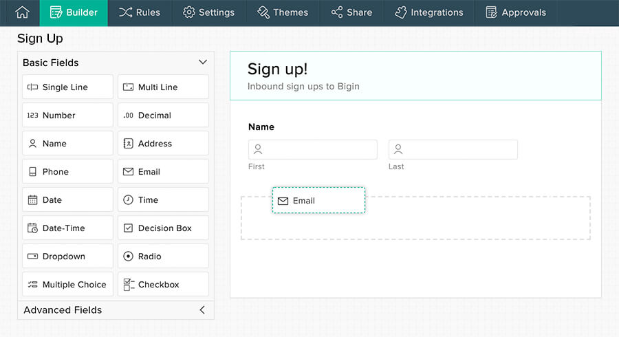 Screenshot displaying the drag-and-drop fields feature to build forms faster–Bigin by Zoho CRM.