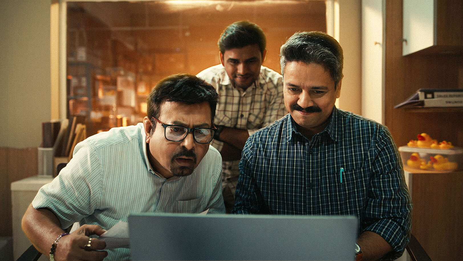 Move your projects forward with Zoho Projects.